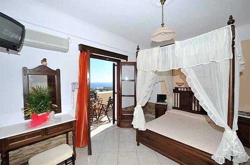 B Suites Firá Buitenkant foto