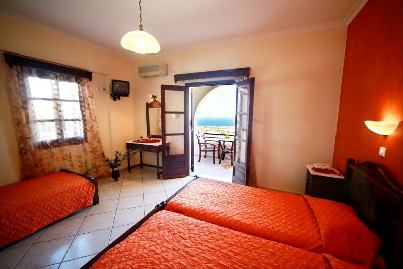 B Suites Firá Buitenkant foto