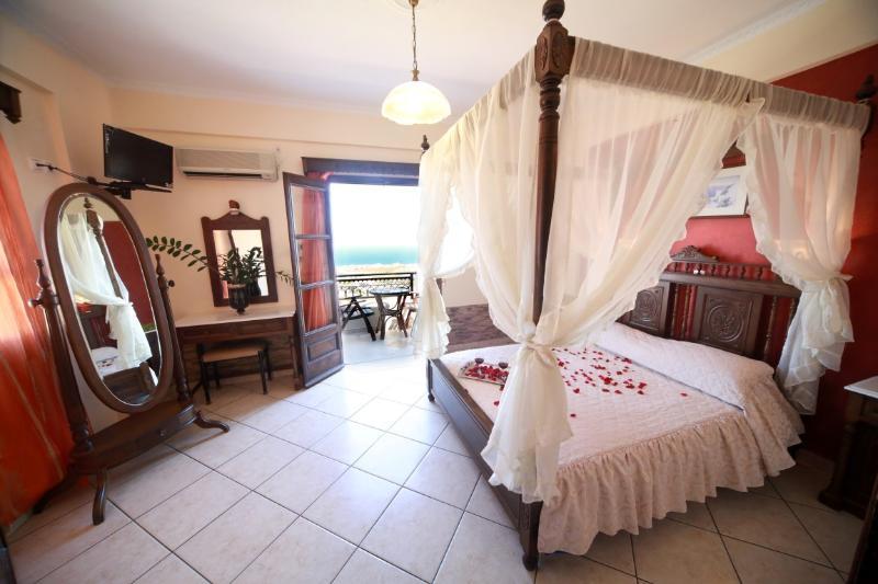 B Suites Firá Buitenkant foto